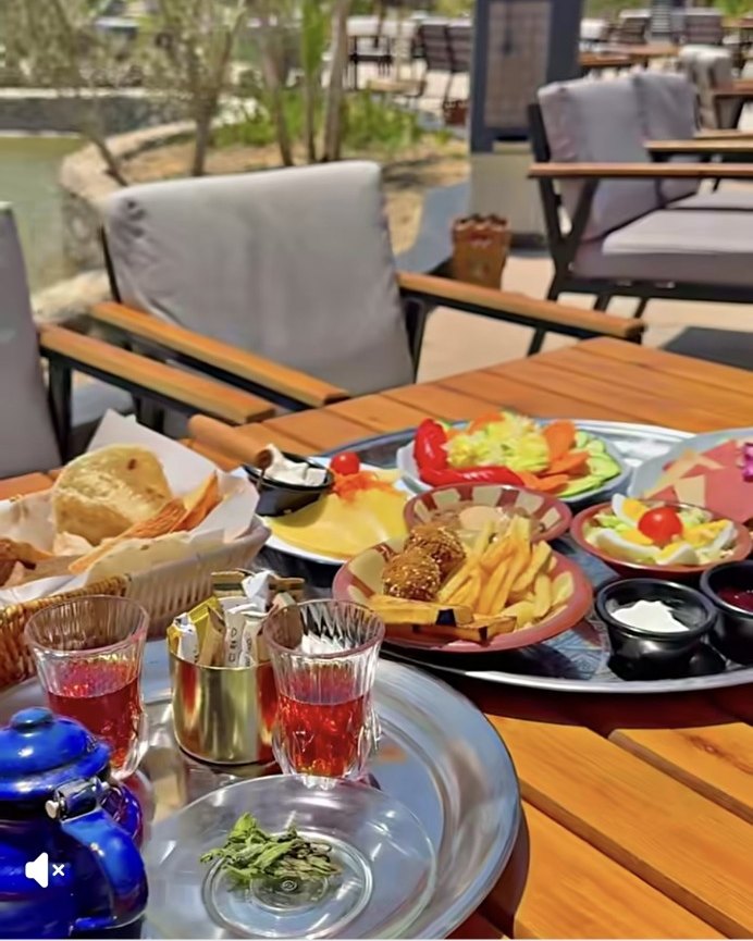 Saffron outdoor dining